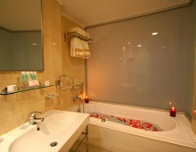 Bathroom in the room in the hotel Aqua Dora Resort & Spa 4* (Tholos, Theologos, Rhodes, Greece)